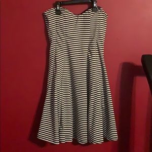 Black & white strapless dress